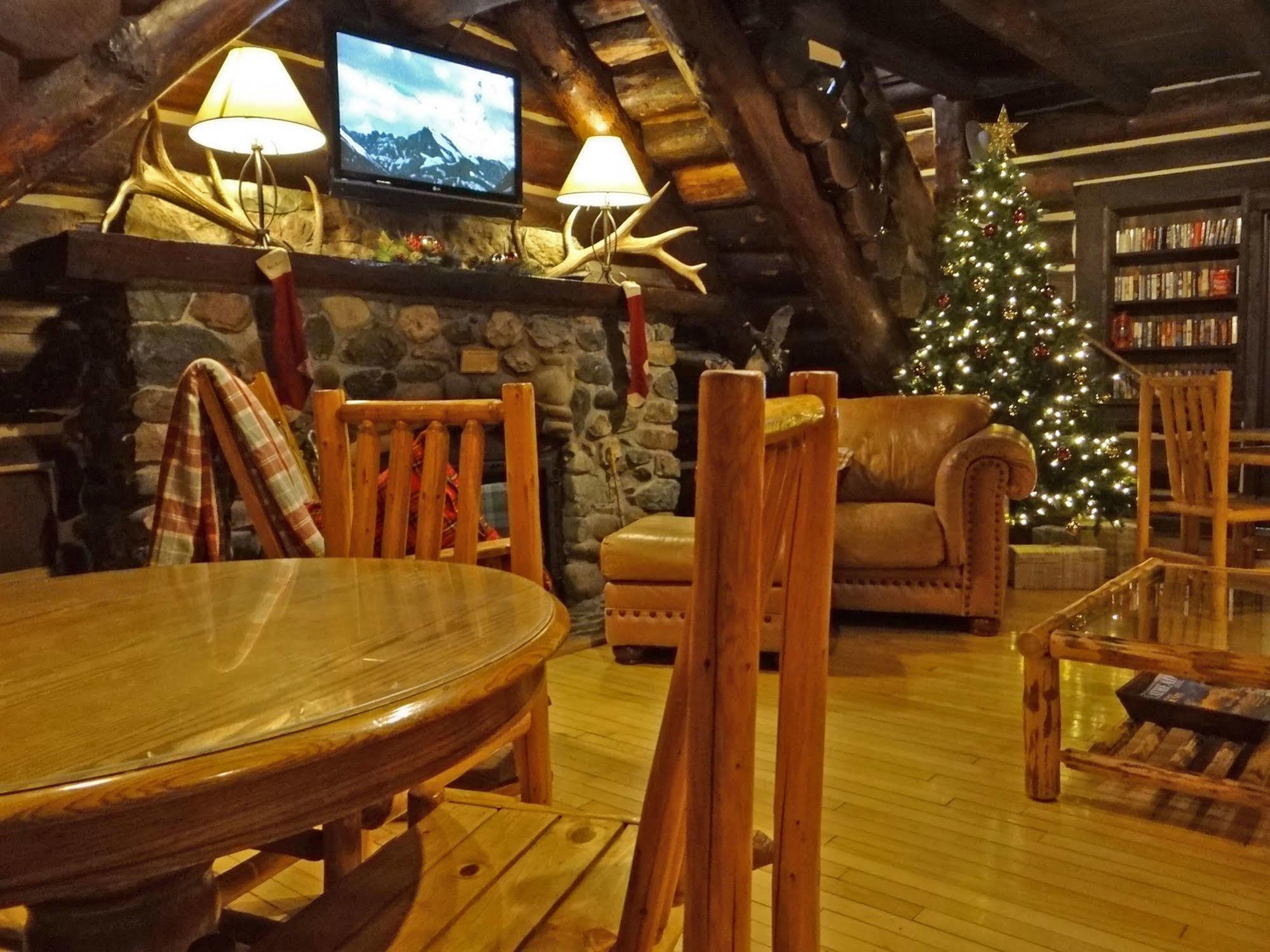 Historic Tamarack Lodge Hungry Horse Exteriér fotografie